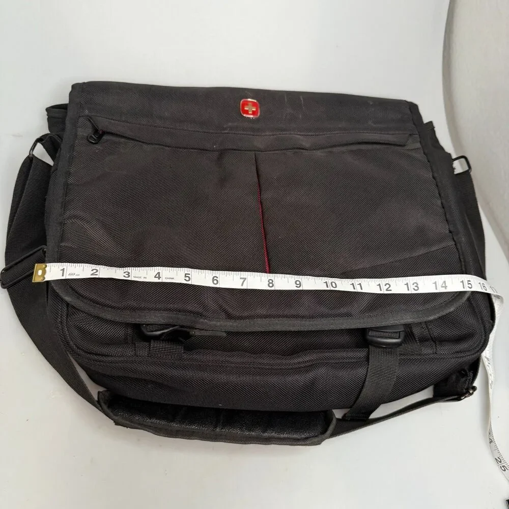Wenger Swiss Army Laptop Messenger Bag Black Flap-Over Fits 15.6